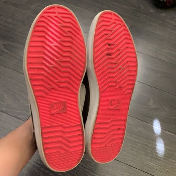 Nike women’s 7 preowned - Picture 6 of 9